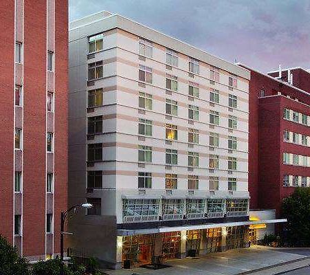 Wyndham Garden Buffalo Downtown Exterior photo