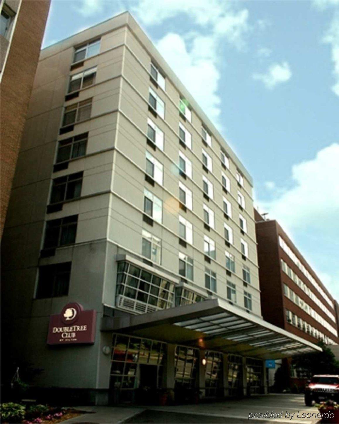 Wyndham Garden Buffalo Downtown Exterior photo